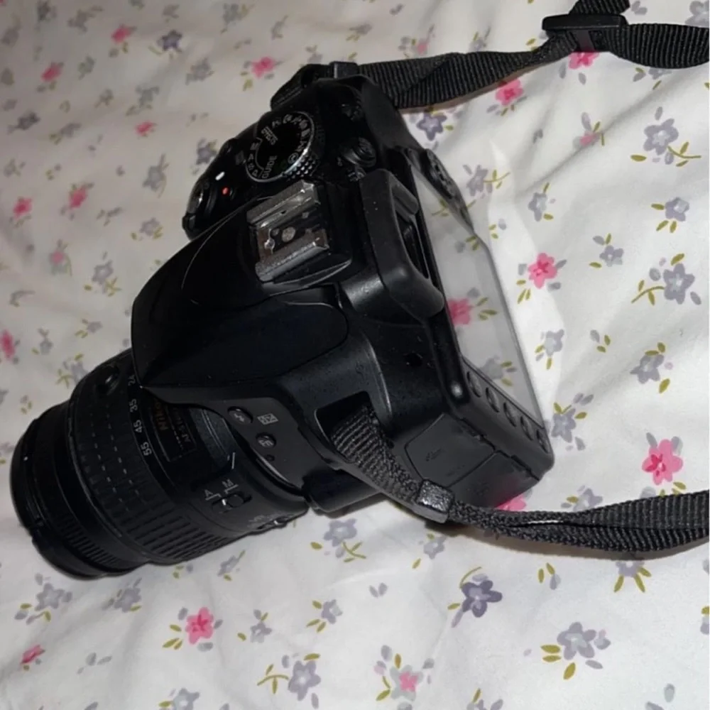 NIKON D3300